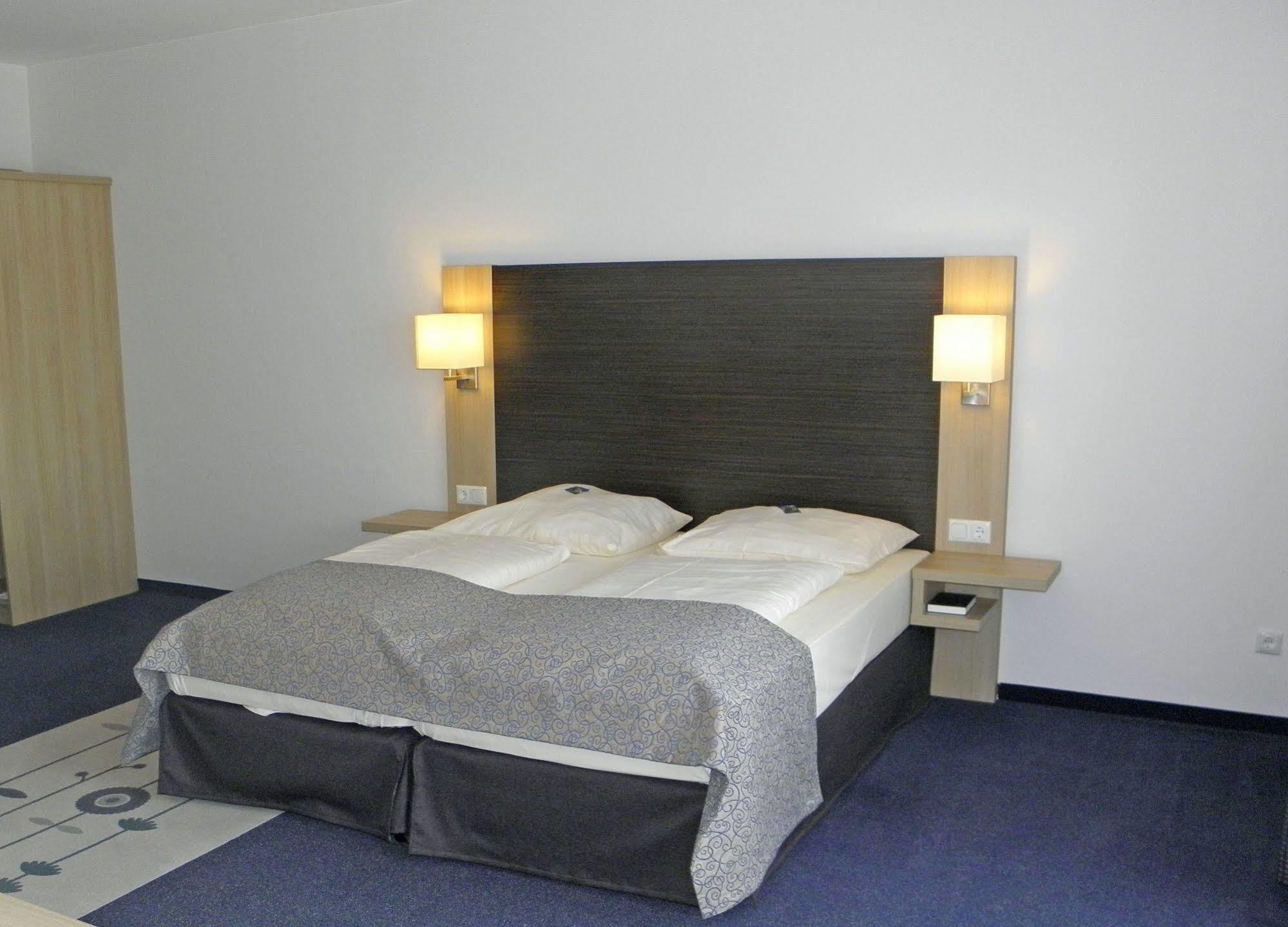 Hotel Rhoen Residence Dipperz المظهر الخارجي الصورة